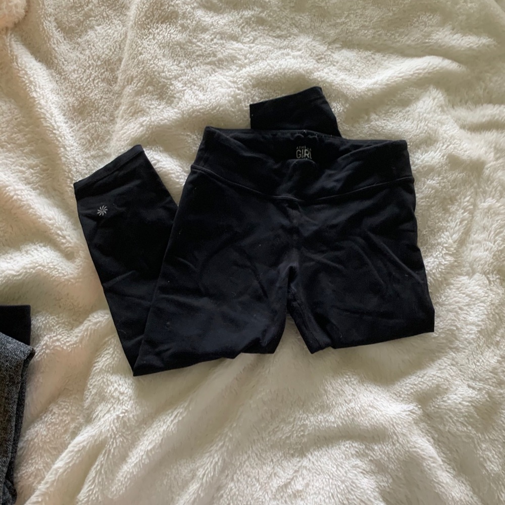 Athleta Girl Capri Leggings